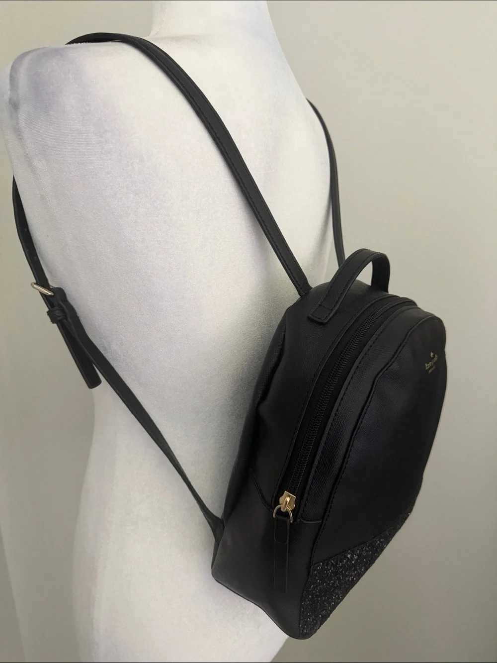KATE SPADE Greta Court Sammi Black Glitter Small Backpack